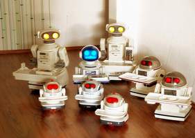 Tomy Omnibot Robot