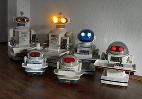 Tomy Omnibot Robot
