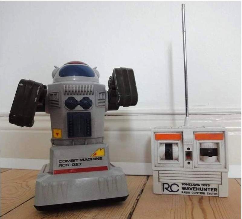 ubetalt Taktil sans Religiøs Combit Machine RCS.027 by Yonezawa Toys - The Old Robots Web Site