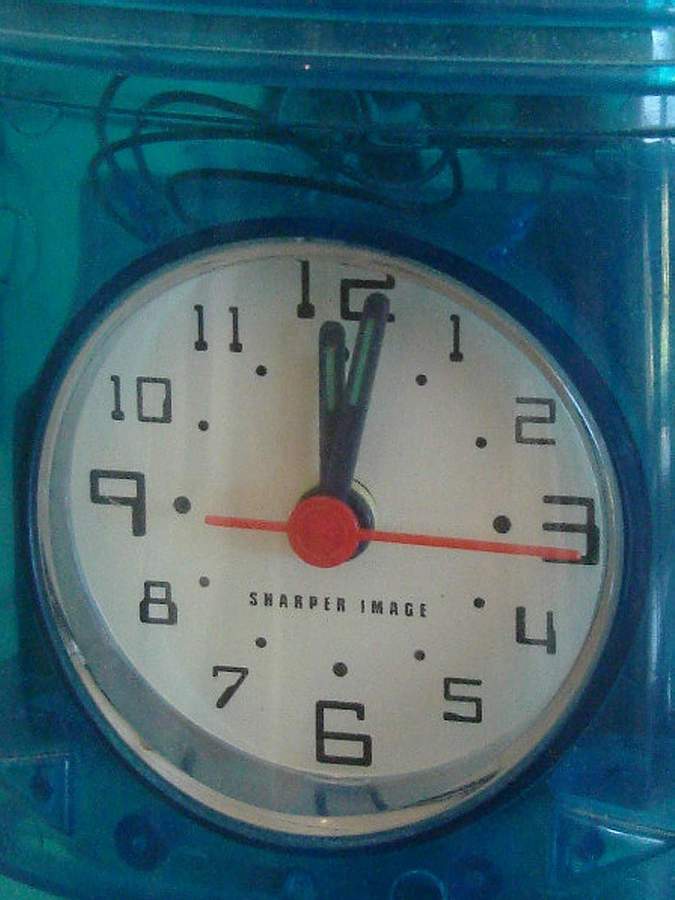 ロボットアラームクロック Dancing Robot Alarm Dancing Robot Alarm