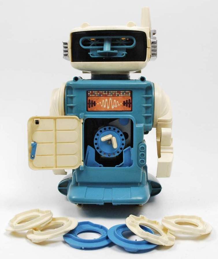 1969 Remco Mister Brain Battery-Operated Robot in the Box – The
